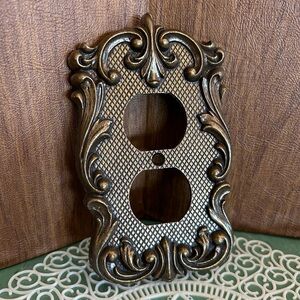 Vintage outlet cover bronze ornate national lock Hollywood regency